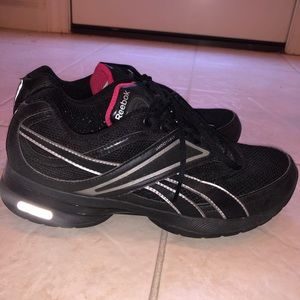 Reebok Smoothfit EasyTone black tennis shoes